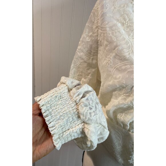 Studio F Ivory Lace Long Sleeve Tie Front Blouse With Embroidered Details Size M - Picture 8 of 16